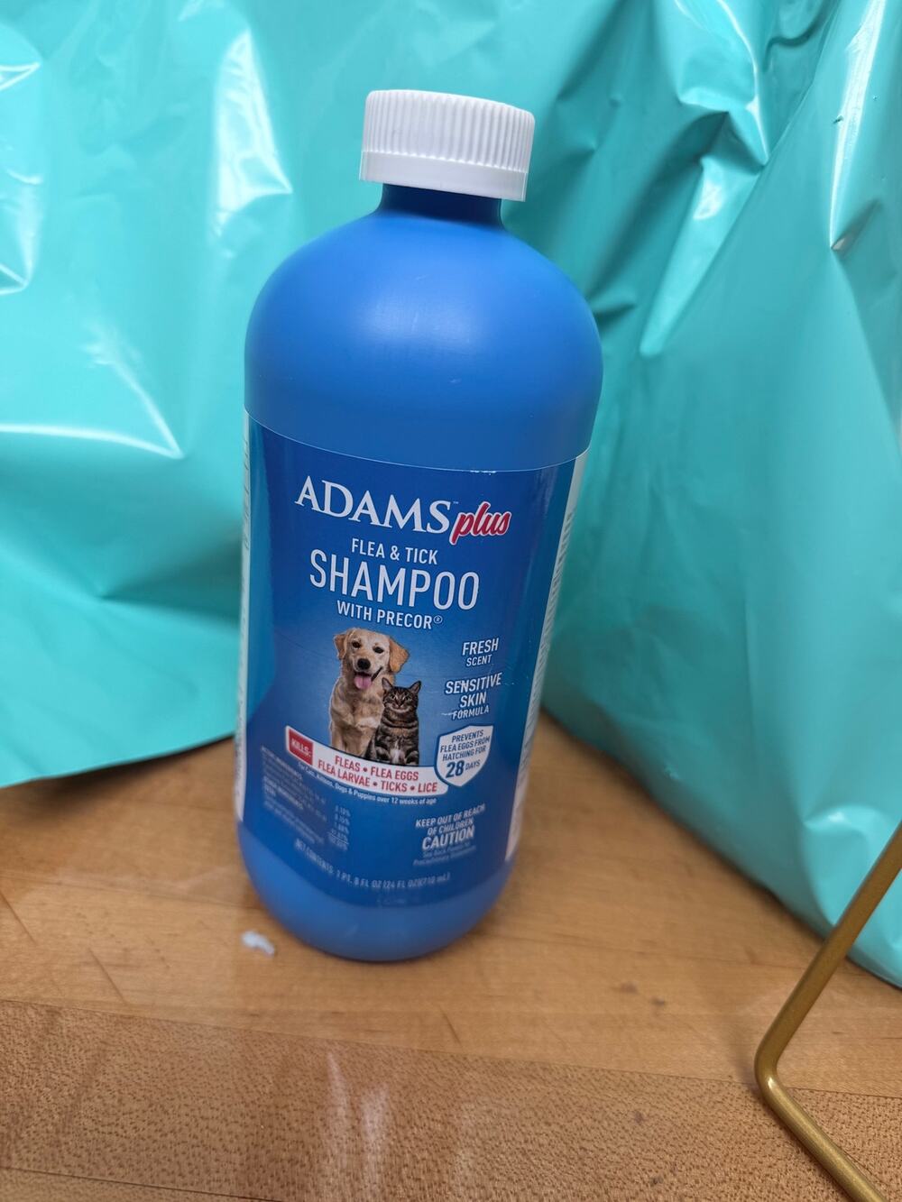 Adam’s Plus Flea and Tick Pet Shampoo with Precor 1 pt 8oz
